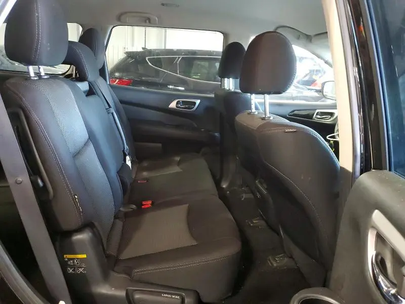 2019 NISSAN PATHFINDER S  