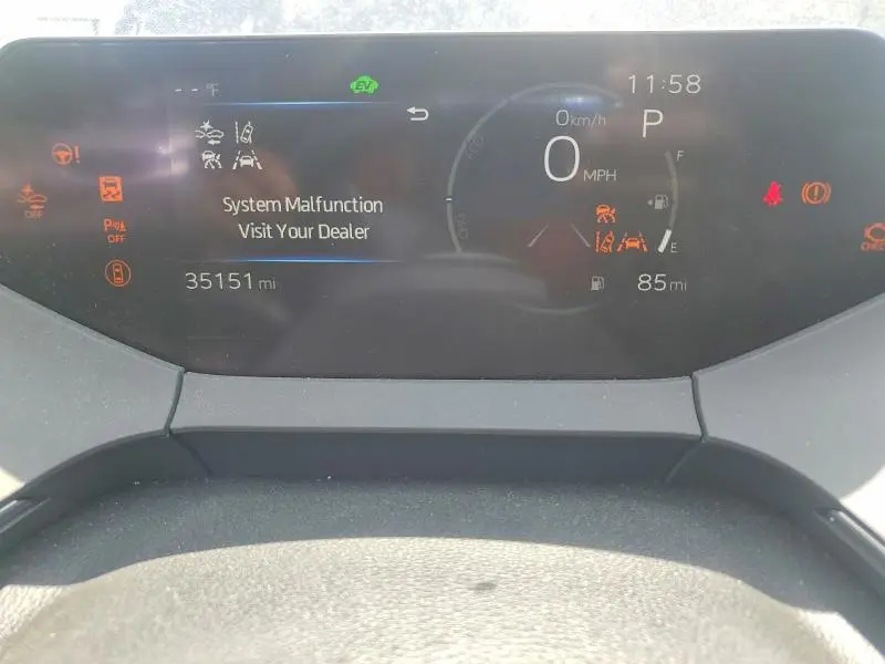 2024 TOYOTA PRIUS XLE  
