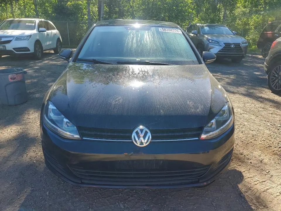 2016 VOLKSWAGEN GOLF S/SE  