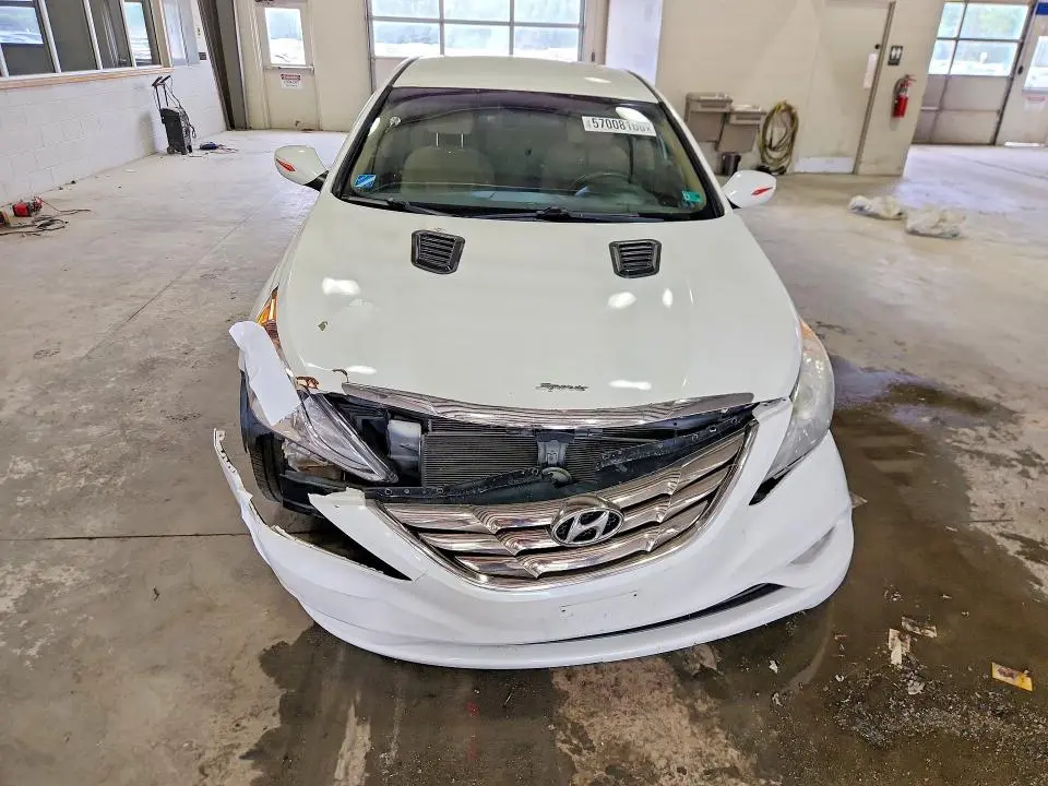 2011 HYUNDAI SONATA GLS  