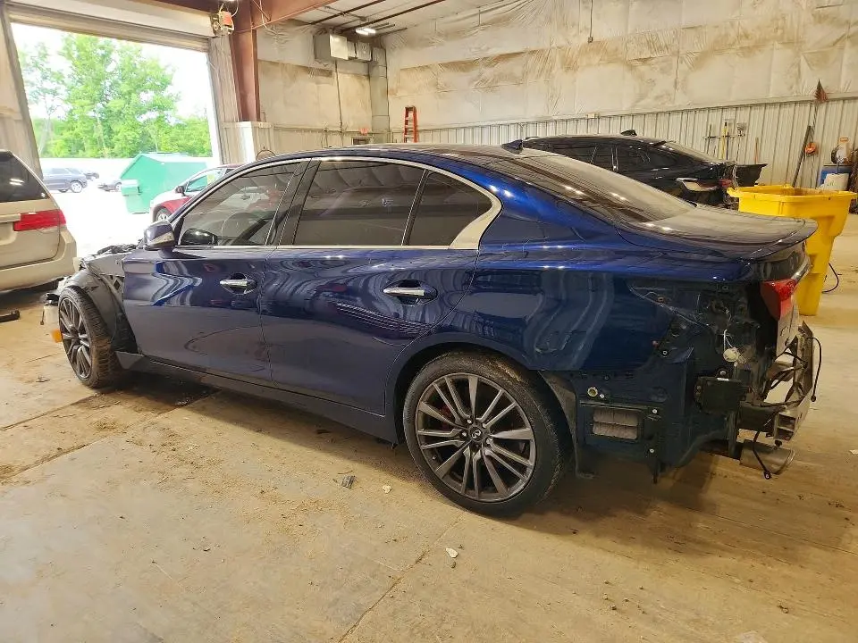 2017 INFINITI Q50 RED SPORT 400  
