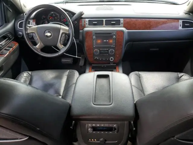2010 CHEVROLET TAHOE K1500 LTZ  