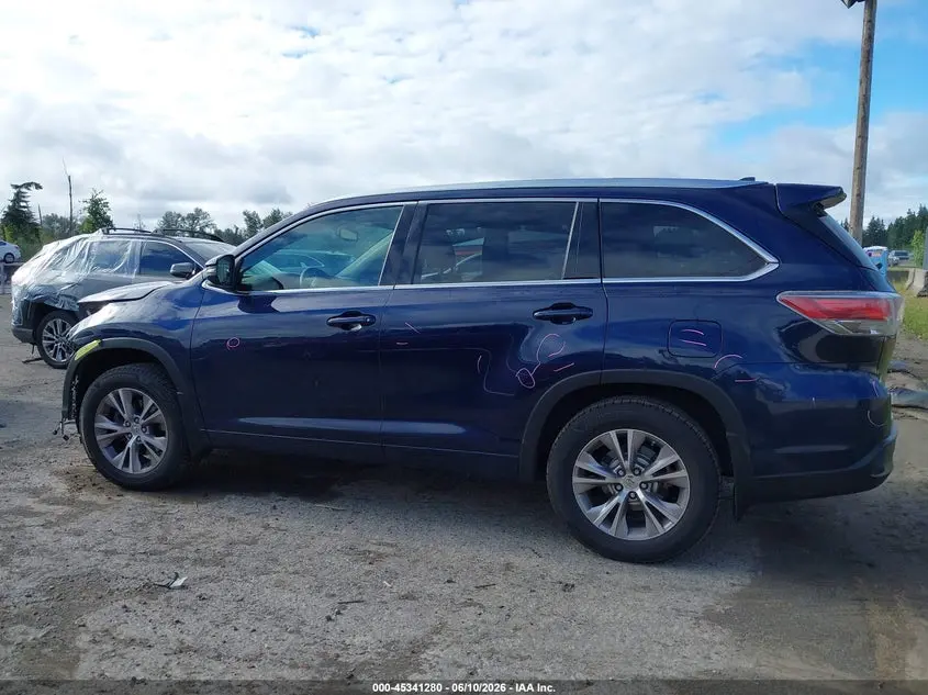 2015 TOYOTA HIGHLANDER XLE V6