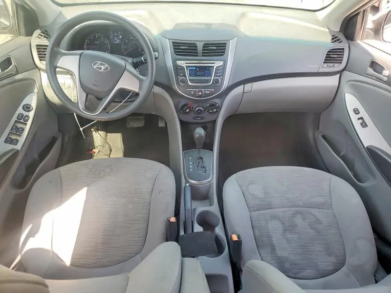 2015 HYUNDAI ACCENT GLS  
