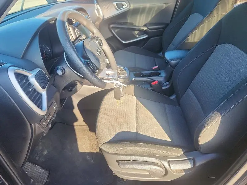 2020 KIA SOUL S  