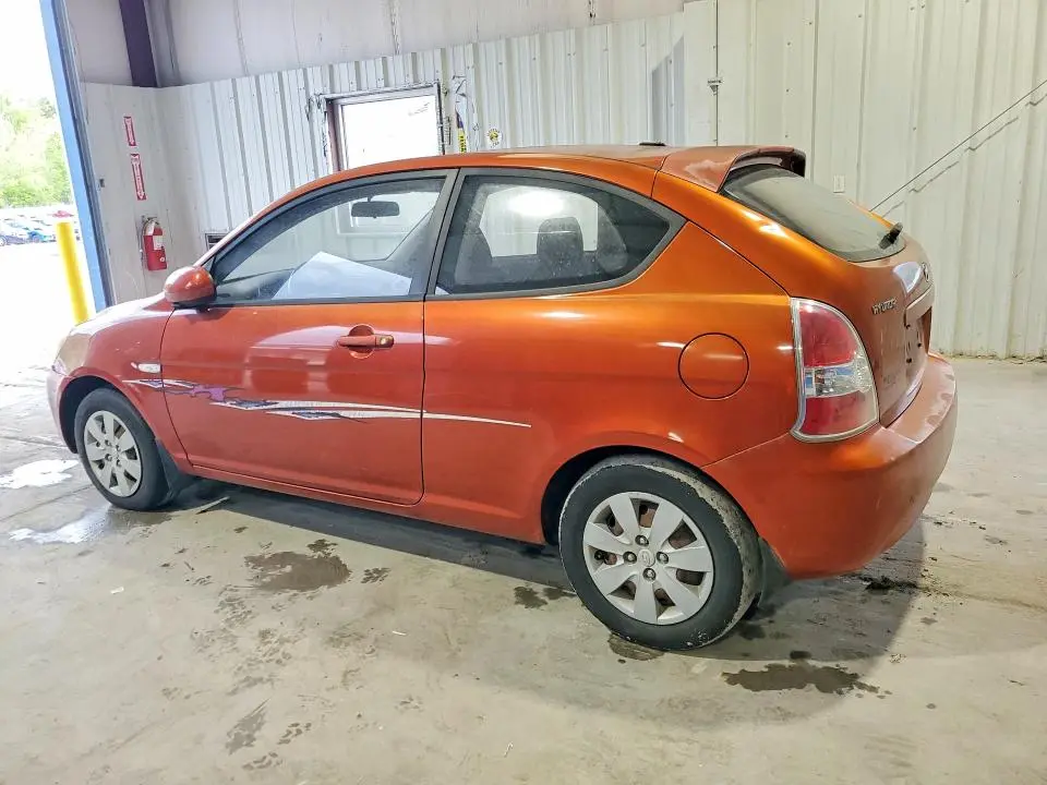 2010 HYUNDAI ACCENT GS  