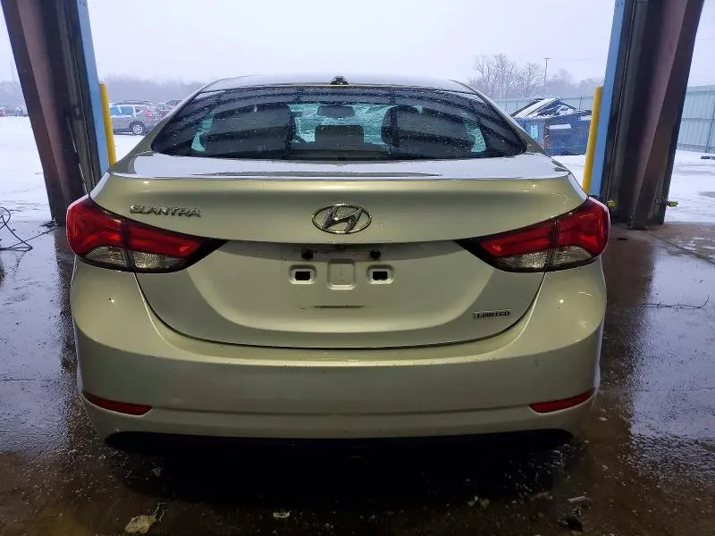2014 HYUNDAI ELANTRA SE  