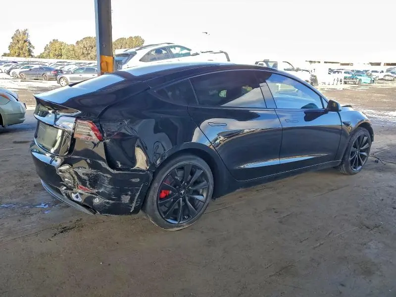 2018 TESLA MODEL 3   