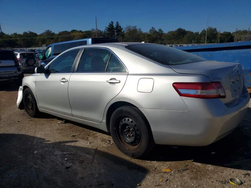 2011 TOYOTA CAMRY LE  