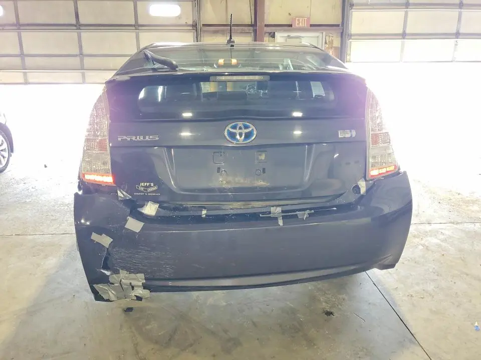 2010 TOYOTA PRIUS II  