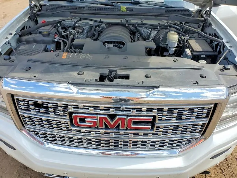 2017 GMC SIERRA K1500 DENALI  