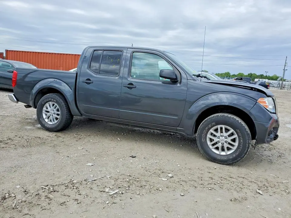 2015 NISSAN FRONTIER SV  