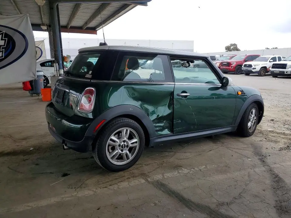 2013 MINI COOPER   