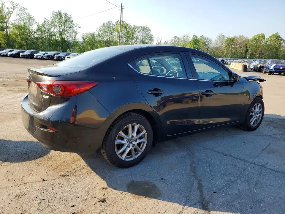 2016 MAZDA 3 TOURING  