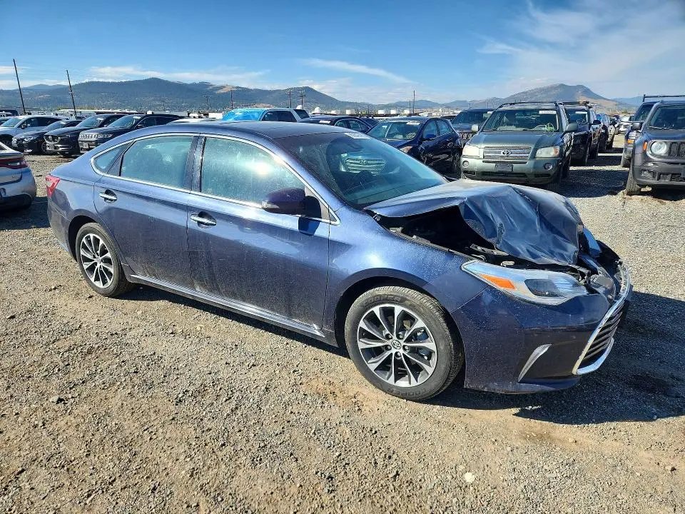 2017 TOYOTA AVALON XLE PLUS  
