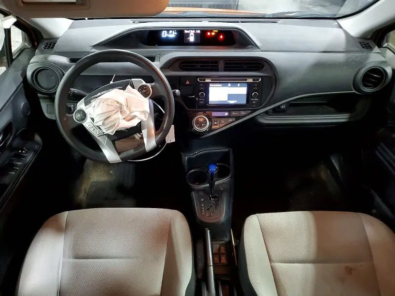 2015 TOYOTA PRIUS C ONE  