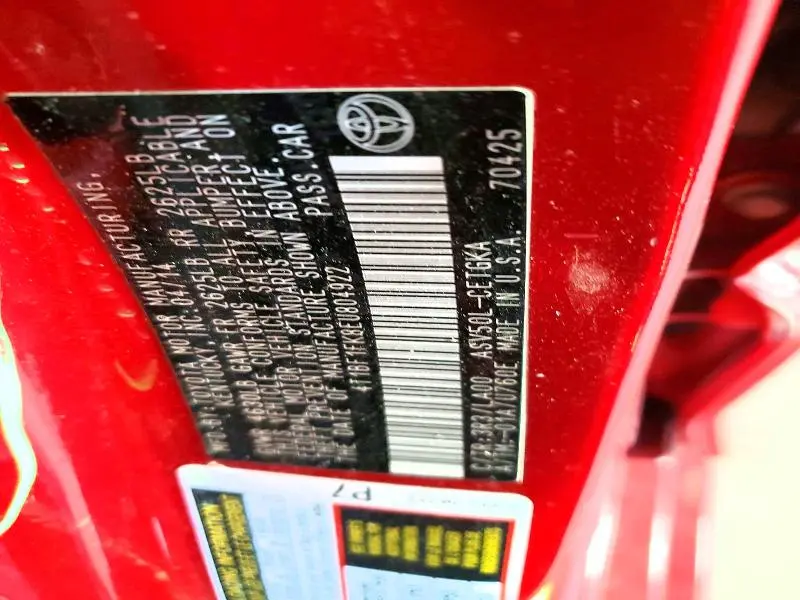 2014 TOYOTA CAMRY XLE  