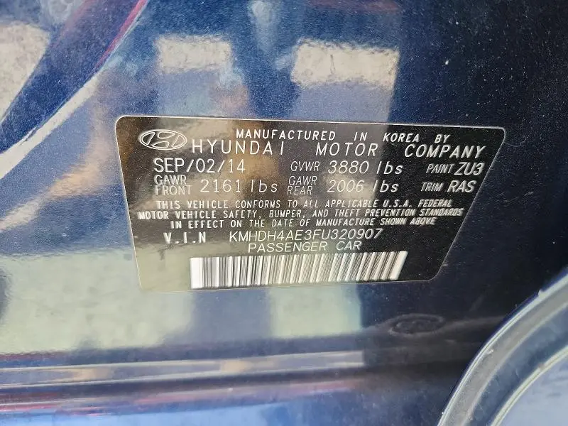 2015 HYUNDAI ELANTRA SE  