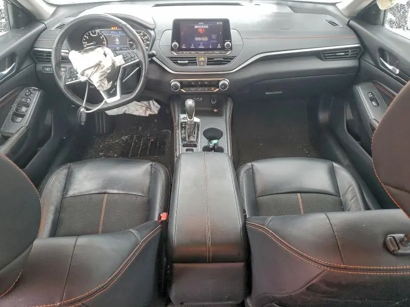 2022 NISSAN ALTIMA SR  