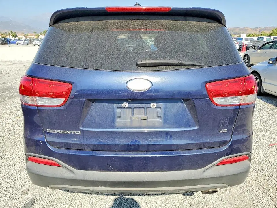 2018 KIA SORENTO LX V6  
