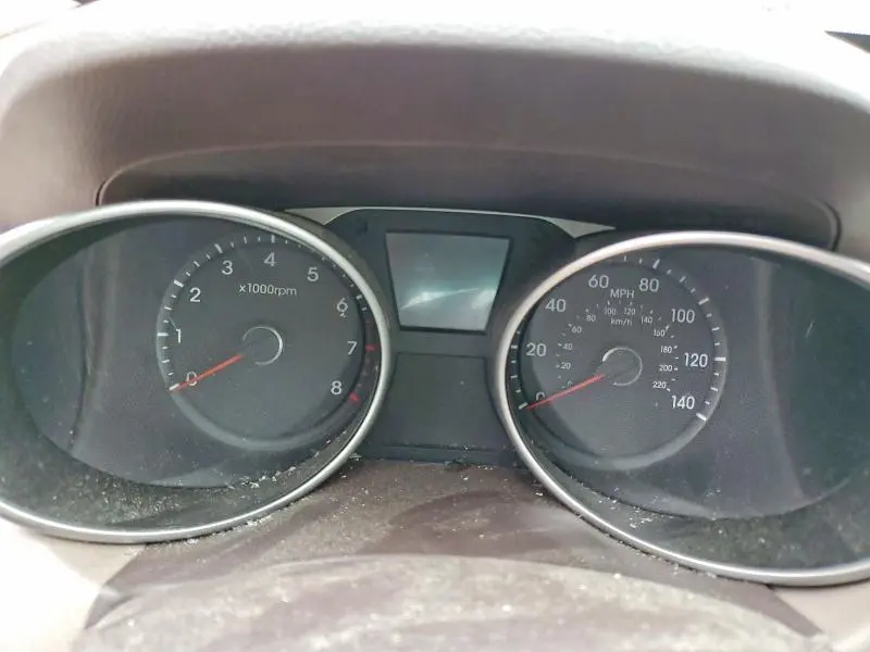 2010 HYUNDAI TUCSON GLS  