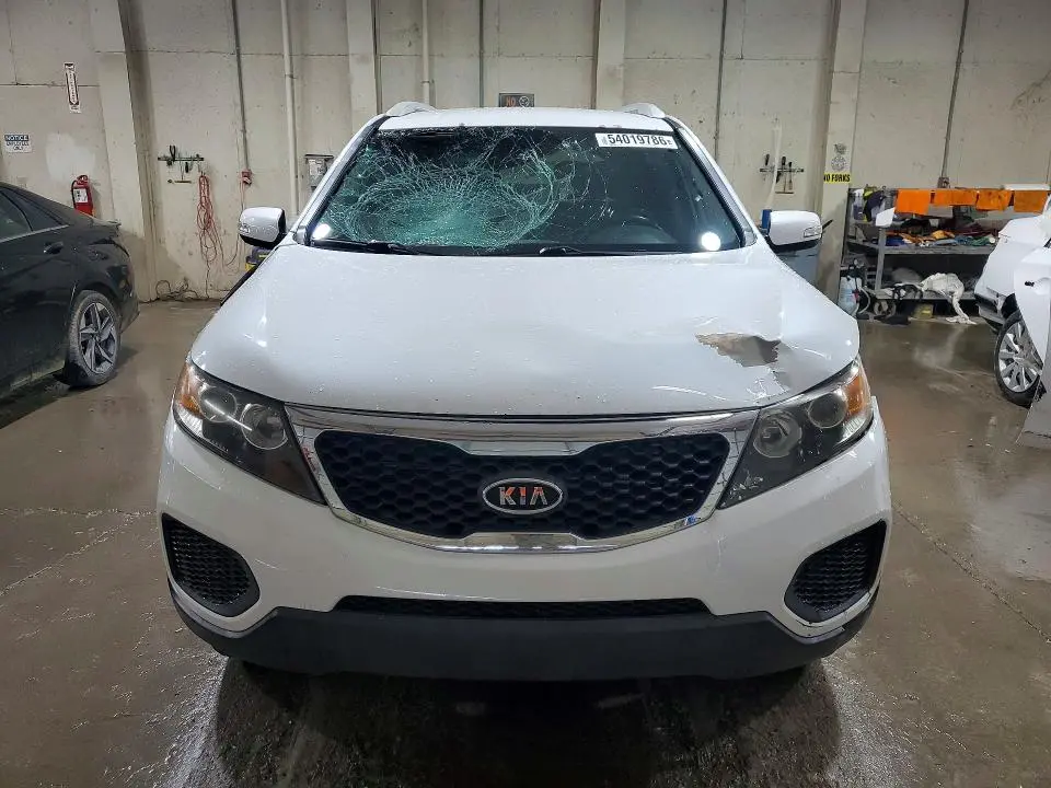 2011 KIA SORENTO LX  