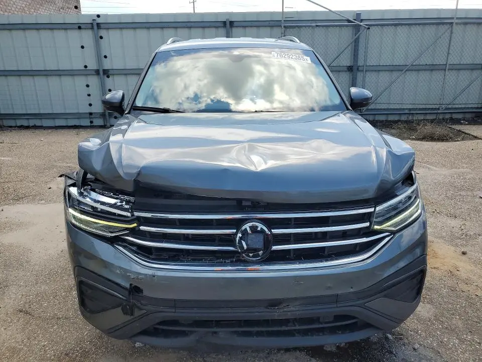 2024 VOLKSWAGEN TIGUAN SE  