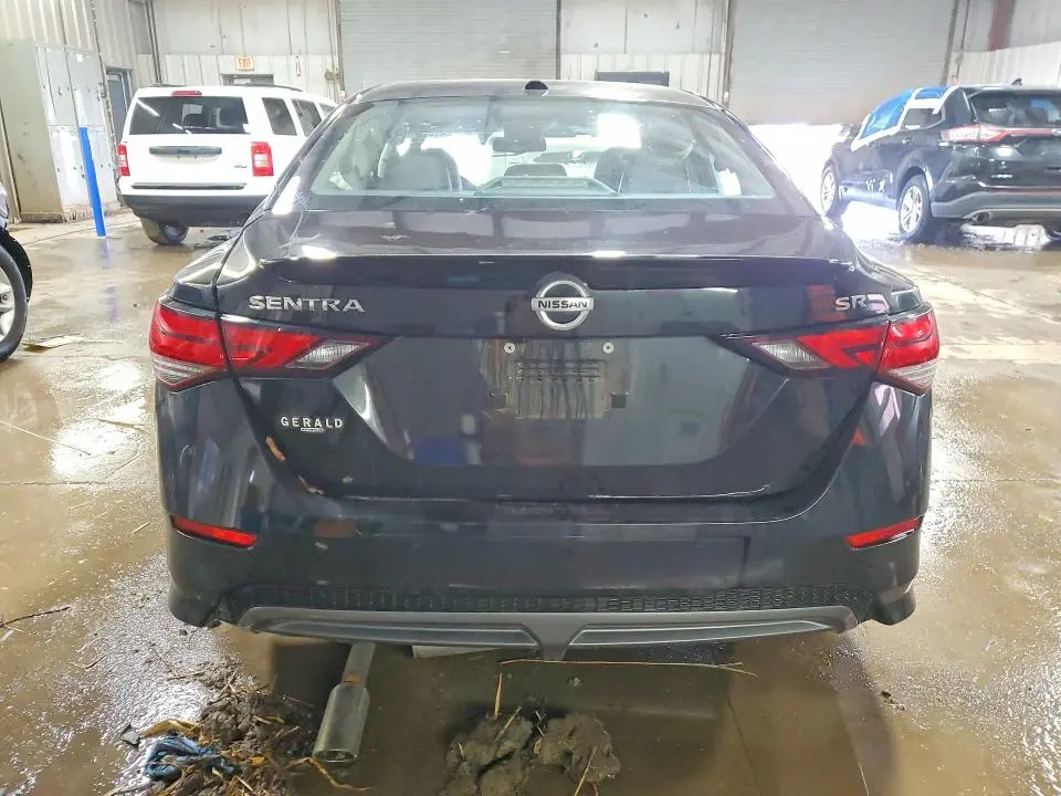 2021 NISSAN SENTRA SR  