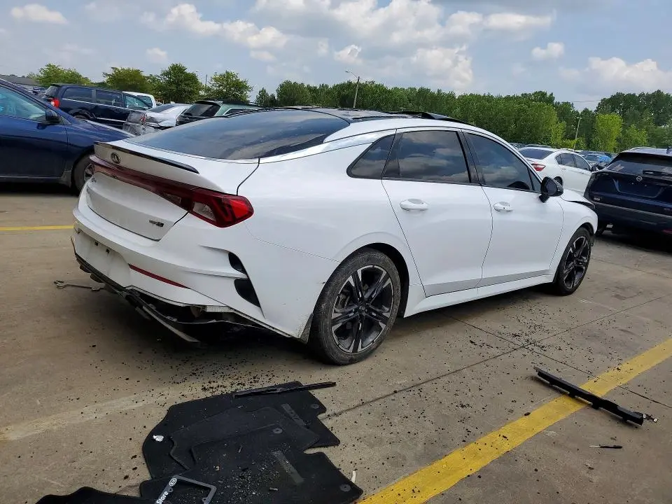 2021 KIA K5 GT LINE  