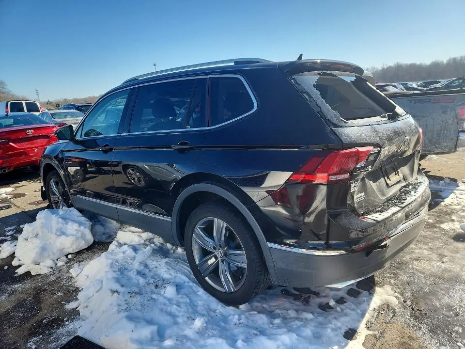 2020 VOLKSWAGEN TIGUAN SE  