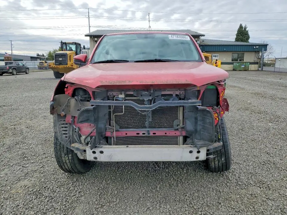 2019 TOYOTA 4RUNNER SR5  