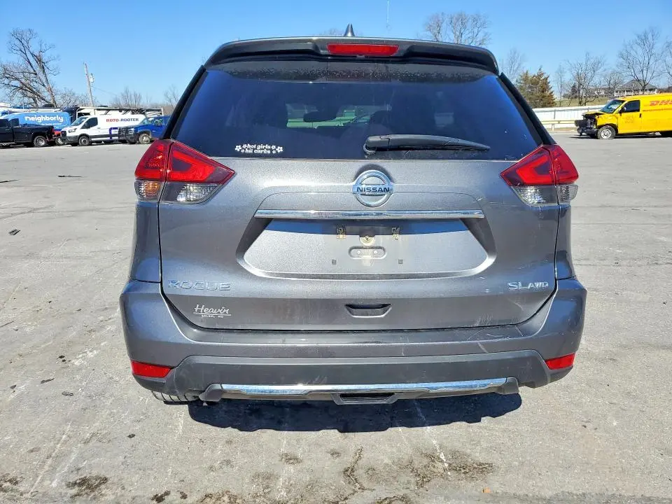 2018 NISSAN ROGUE SL  