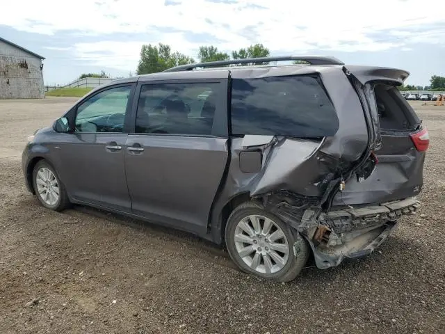 2016 TOYOTA SIENNA XLE  
