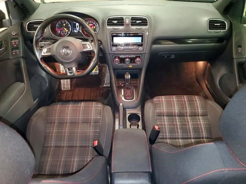 2011 VOLKSWAGEN GTI   