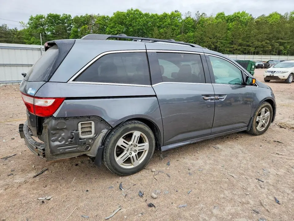 2011 HONDA ODYSSEY TOURING  