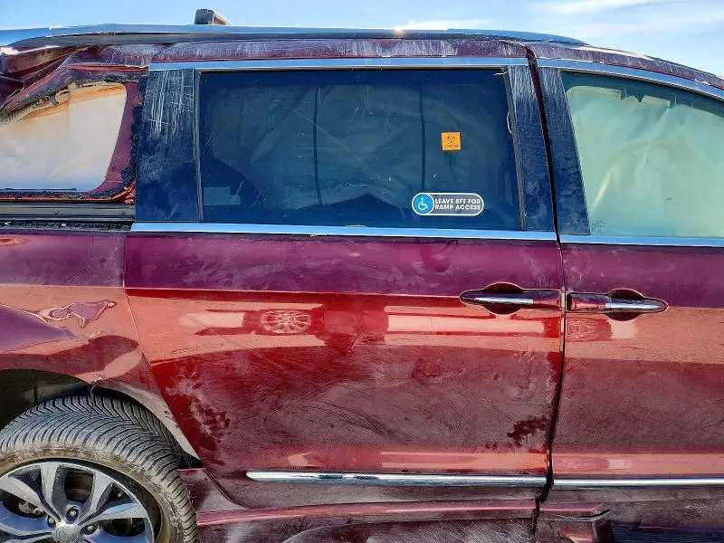 2019 CHRYSLER PACIFICA LIMITED  