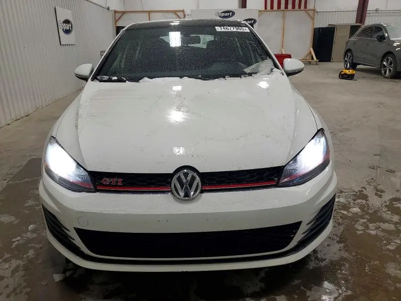2016 VOLKSWAGEN GTI S/SE  