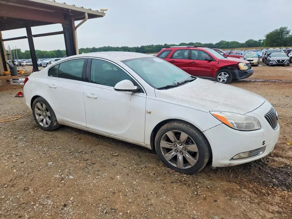 2011 BUICK REGAL CXL  