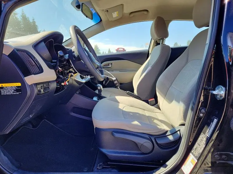 2015 KIA RIO LX  