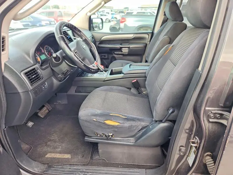 2010 NISSAN ARMADA SE  