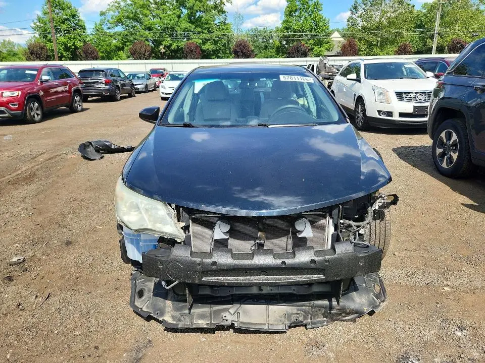 2013 TOYOTA CAMRY LE  