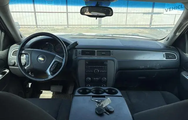 2013 CHEVROLET SUBURBAN K1500 LS  