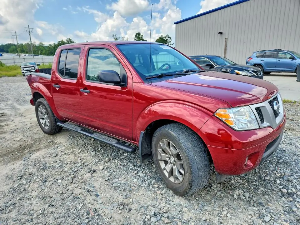 2021 NISSAN FRONTIER SV  