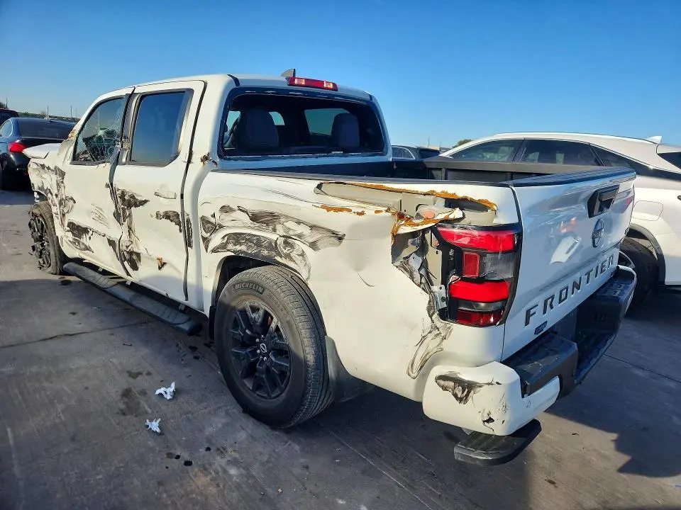 2023 NISSAN FRONTIER SV  