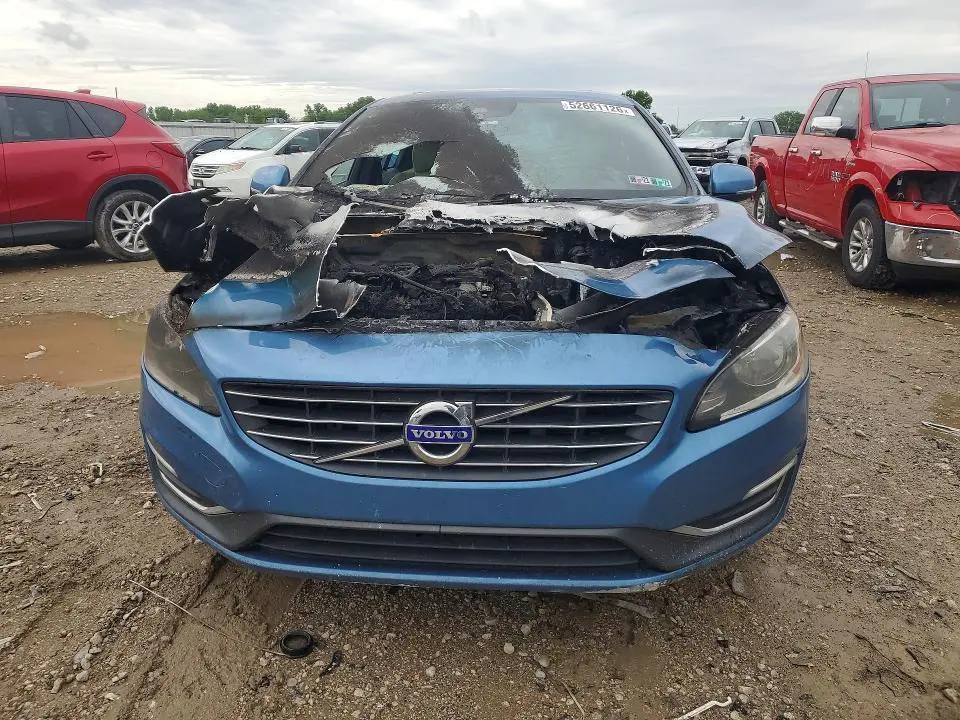 2015 VOLVO S60 PREMIER  