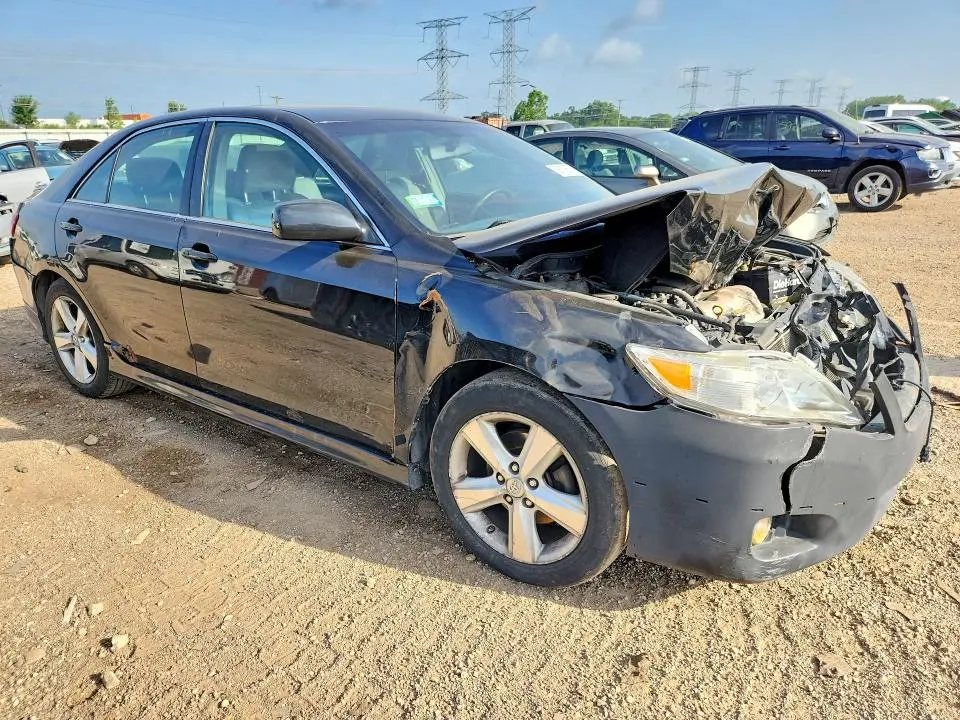 2010 TOYOTA CAMRY LE  