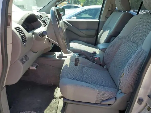 2010 NISSAN FRONTIER CREW CAB SE  