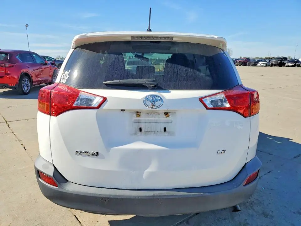 2015 TOYOTA RAV4 LE  
