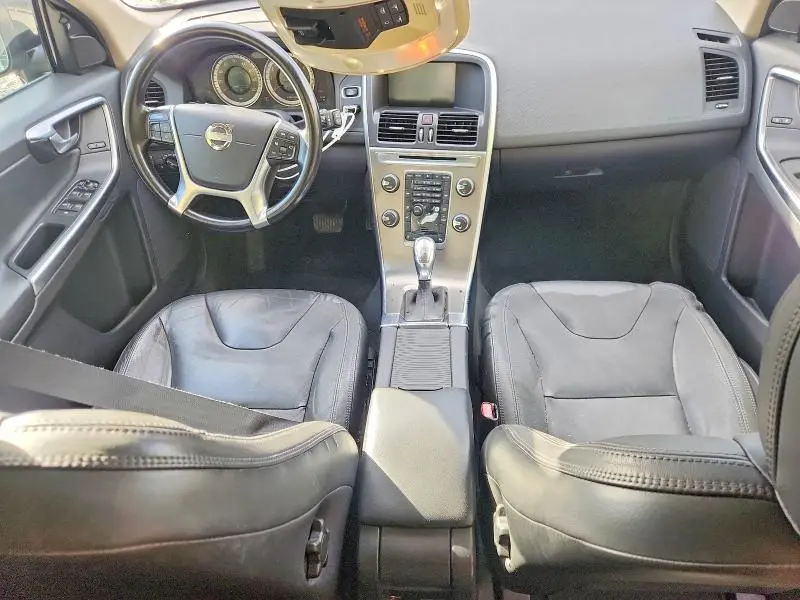 2013 VOLVO XC60 T6  