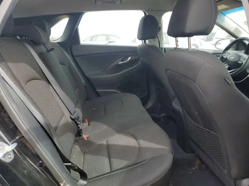 2020 HYUNDAI ELANTRA GT BASE  